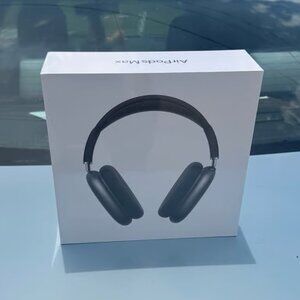 💖Apple AirPods Max w/ Spigen Case black - Brand New